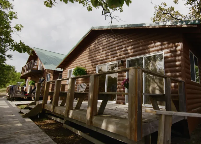 fishing-cabins-row