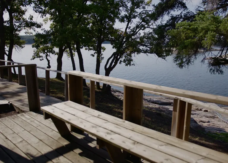 fly-fishing-lakeside-view